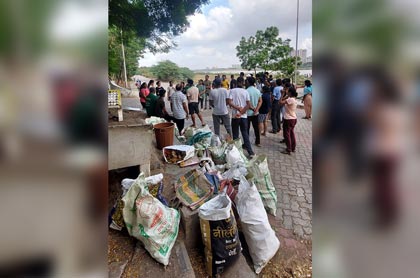 Amroli & Ambikaniketan - Cleanup Campaign (With the Help of Project Surat - Self Help Group)